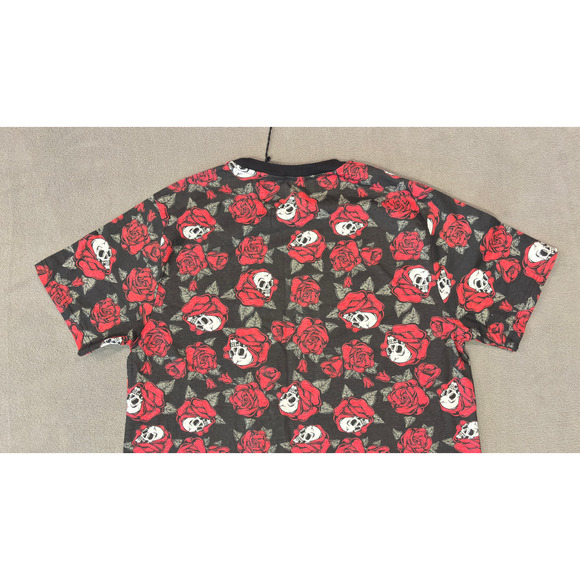 WXYZ MFG. CO Black Graphic Red Rose Skull Pocket T-Shirt Men's Medium WKS02C123 - Picture 4 of 9